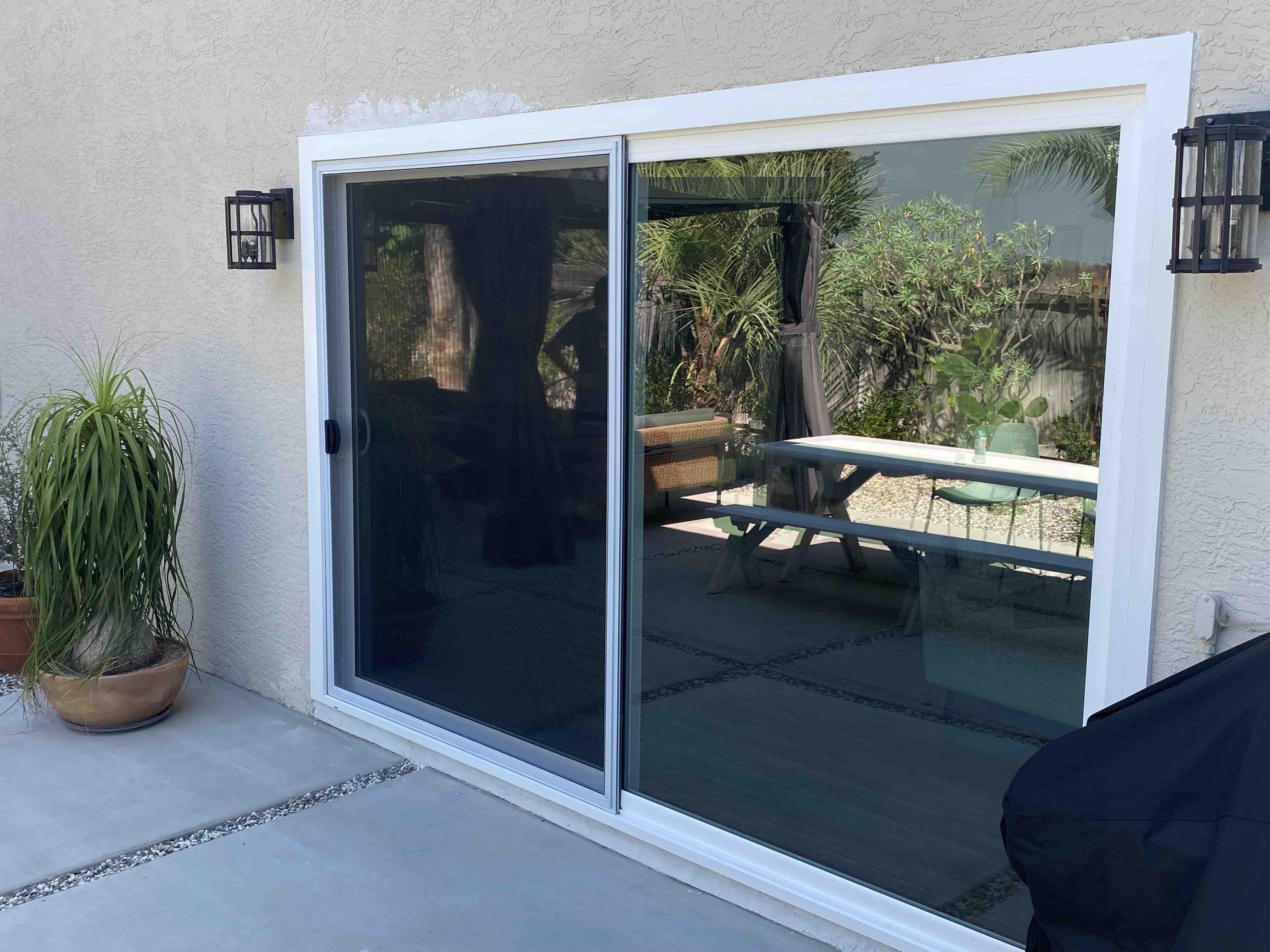 California Doors and Windows Vinyl Sliding Patio Door